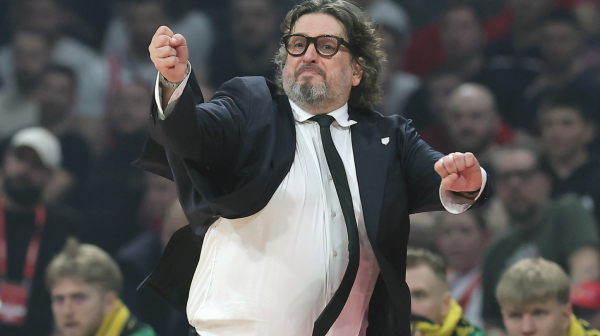 "Gluvi telefoni" – Trinkijeri opet odbio Partizan?!