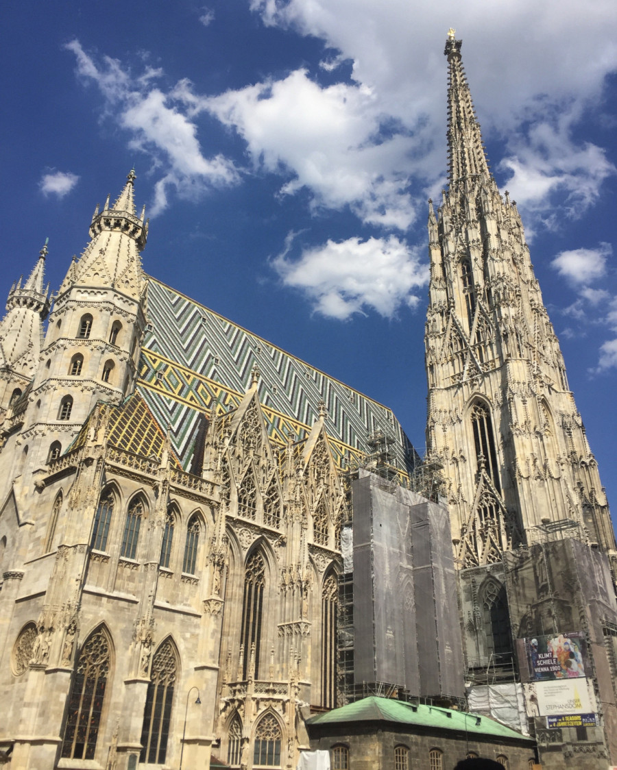 Tokom dana turistički biser, a noću cveta kriminal: Grad u kom živi 200.000 Srba