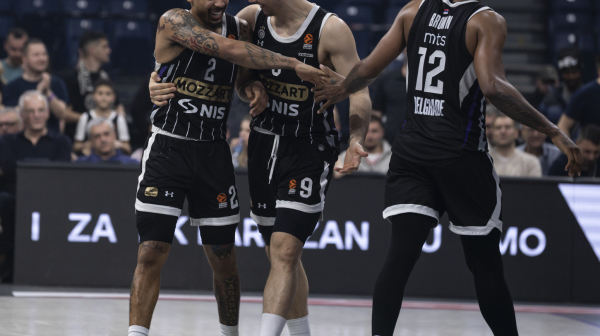 B92.sport skener: Crno-beli marš ka plej-ofu