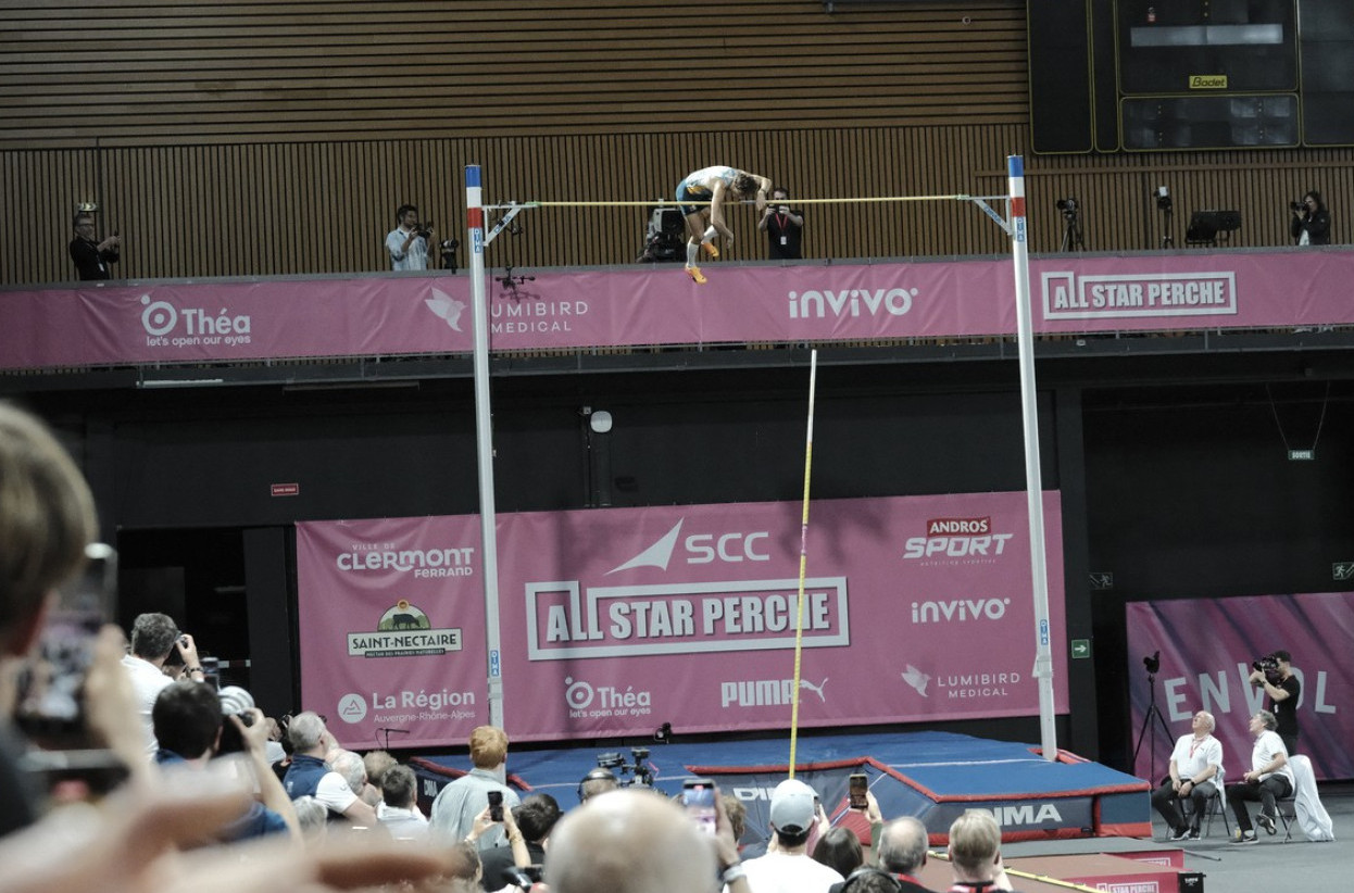 Nestvarni Duplantis opet oborio svetski rekord VIDEO