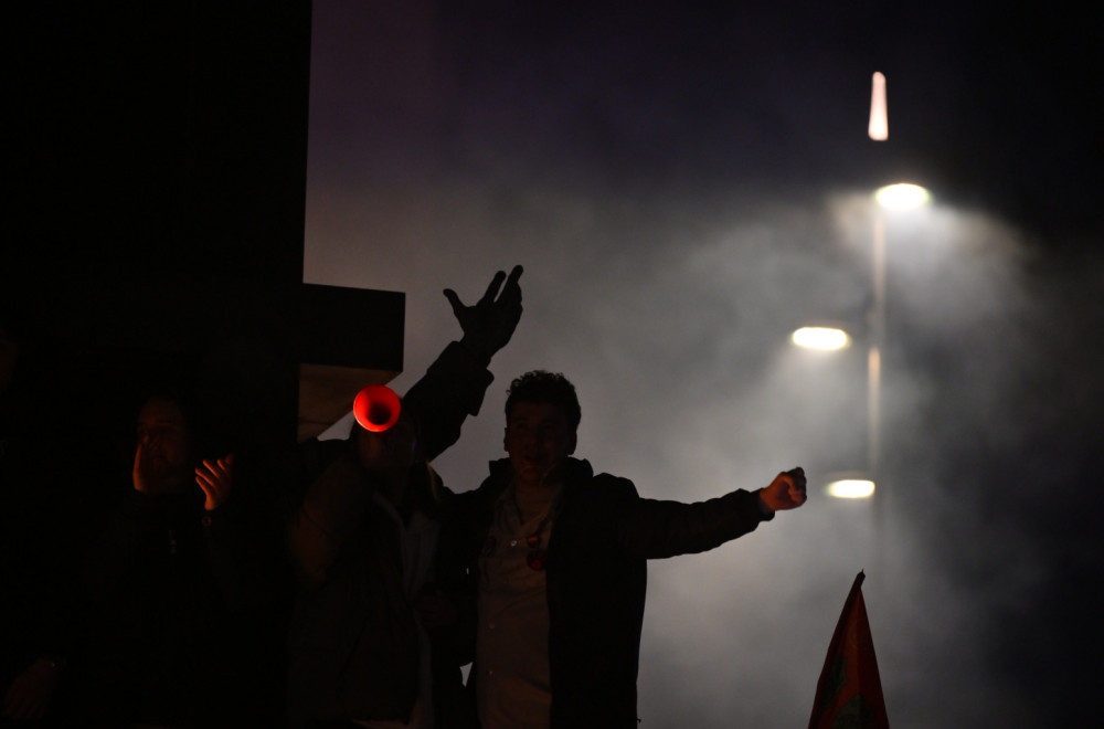 Državni udar u Srbiji: Studenti i opozicija preuzeli RTS