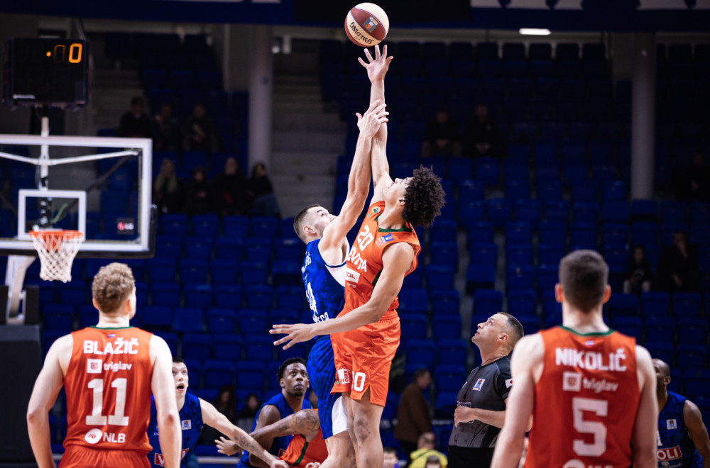 Budućnost izrešetala COL i preuzela prvo mesto