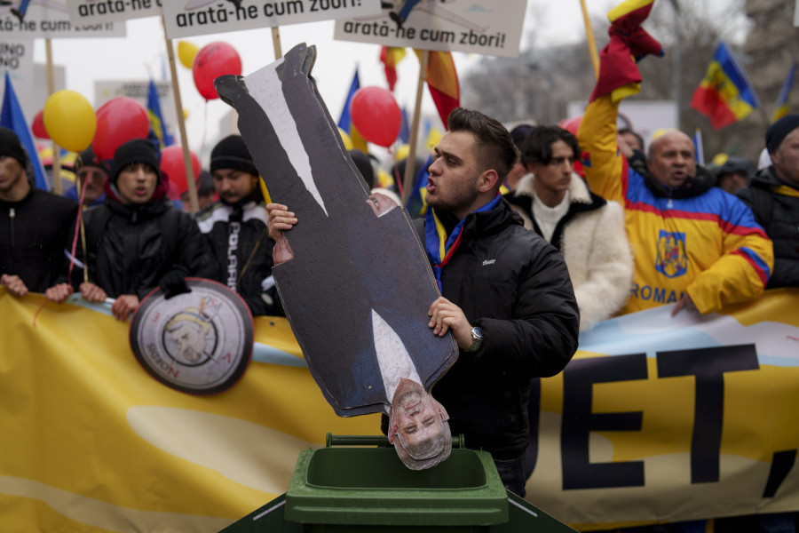 Haos na ulicama Bukurešta: Sukob policije i demonstranata FOTO/VIDEO