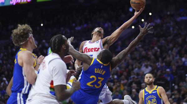 Kraj agonije File – Stef Kari zakucao prvi put posle šest godina