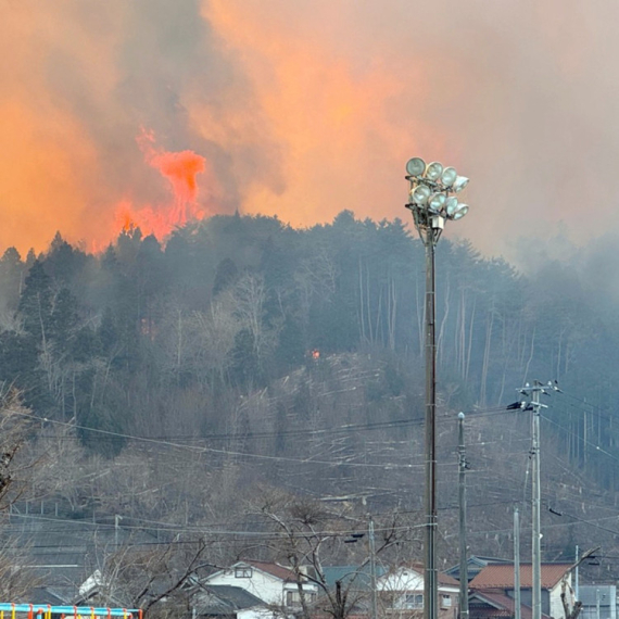 Katastrofa i dalje traje: 2.000 evakuisanih; Ima i mrtvih VIDEO