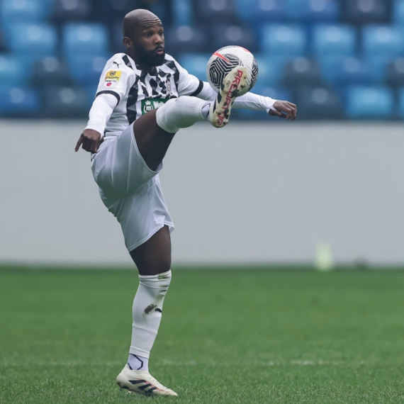 Partizan kaznio igrača!