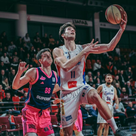 Igokea slomila neumornu Megu