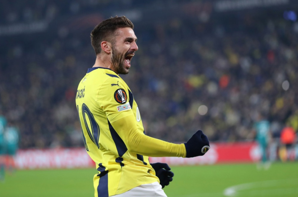 Tadić blizu crveno-belog dresa – ali to nisu ni Zvezda, ni Atletiko