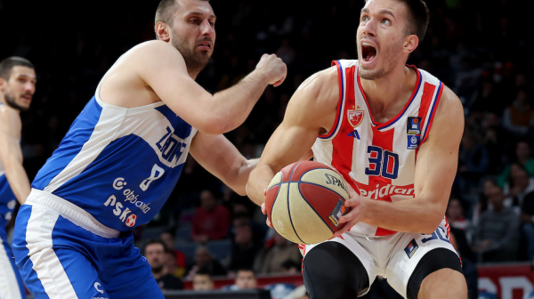 Zvezda se mučila, a onda je Petrušev rekao "dosta"!