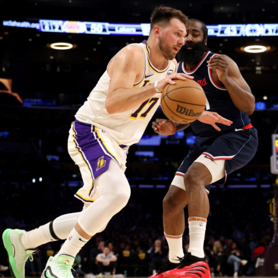 Dončić se drao na Hardena VIDEO