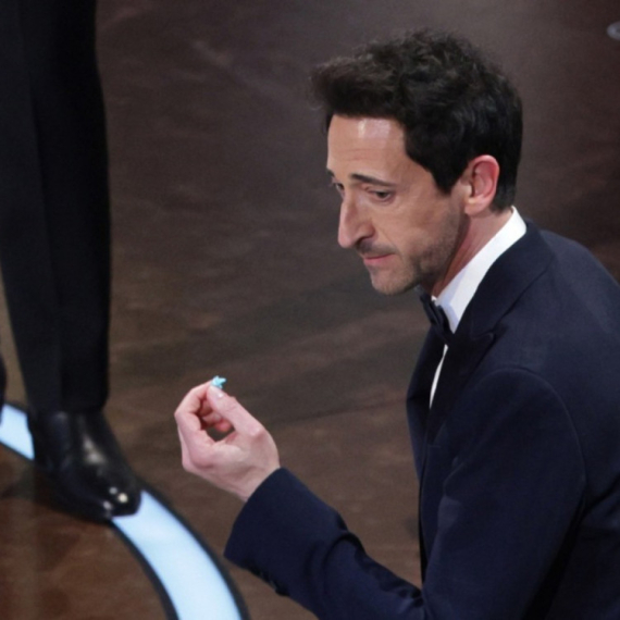 Potez glumca na dodeli Oskara zgrozio javnost FOTO/VIDEO