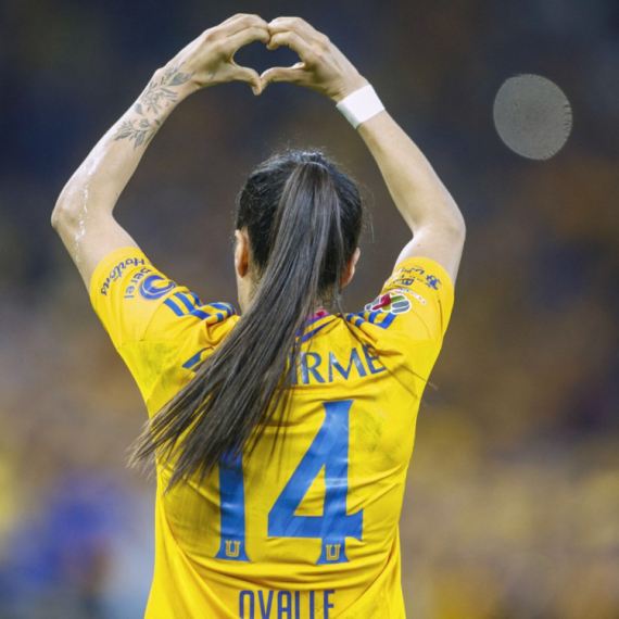 Meksikanka zasenila i Ibrahimovića – da li ste ikad videli ovakav gol? VIDEO