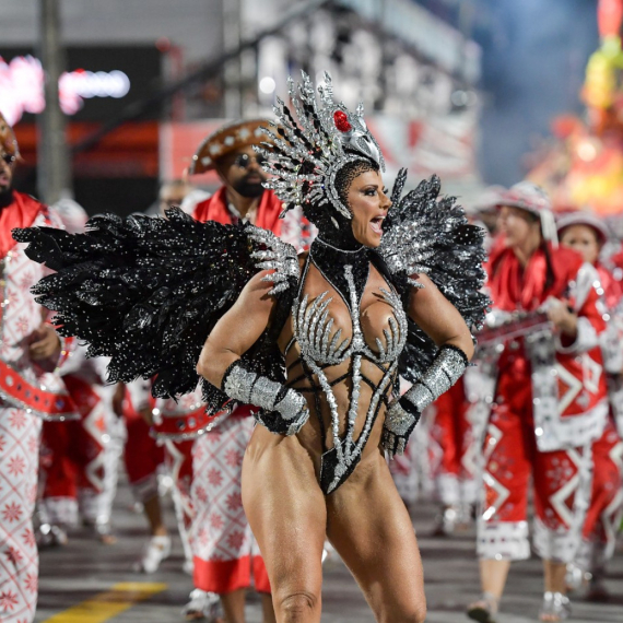 Ljudi u transu, ženske obline opet "tresu" Brazil FOTO/VIDEO