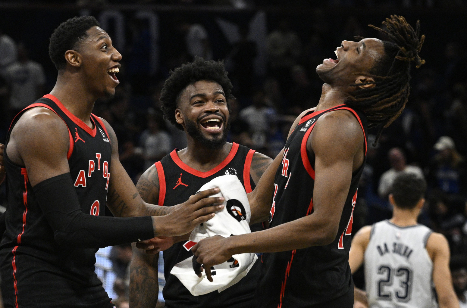 Duo kombinovao za 69 poena, Rajakovićev "Kobi" odgovorio ludom trojkom za pobedu VIDEO