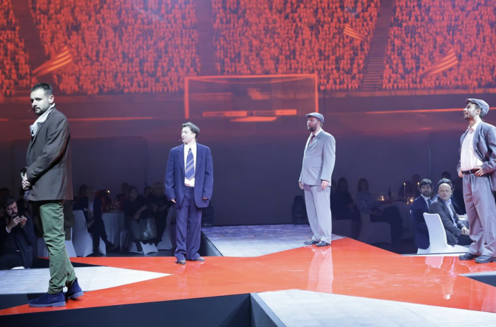 U čast Crvene zvezde – glumci predstavom obeležili 80. rođendan kluba FOTO