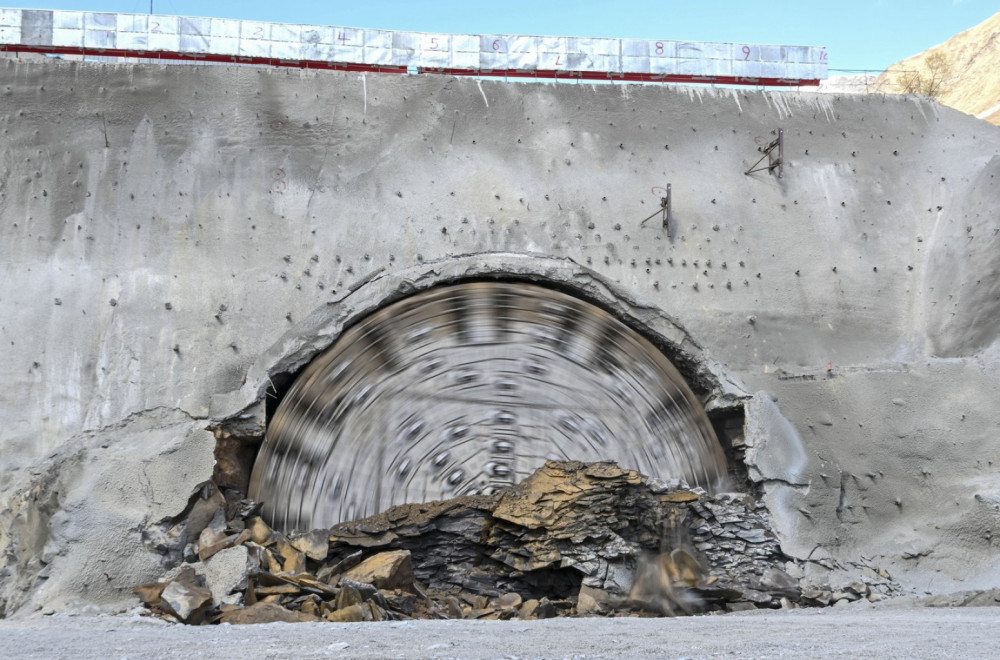 Zašto Kinezi grade novi put prema Rusiji? FOTO/VIDEO