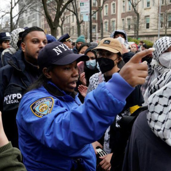 Tramp zapretio da će deportovati studente zbog 'ilegalnih protesta'