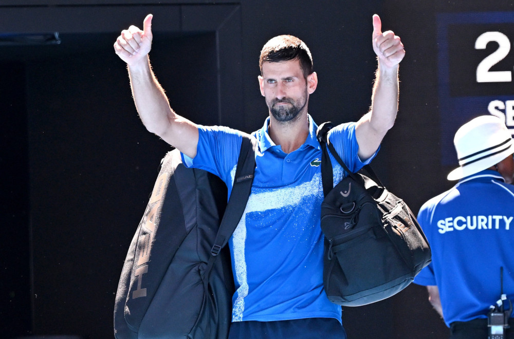 Šou na treningu Novaka Đokovića: 32 + 57 + 190 + 4; "Označite i strinu, tetku..." VIDEO