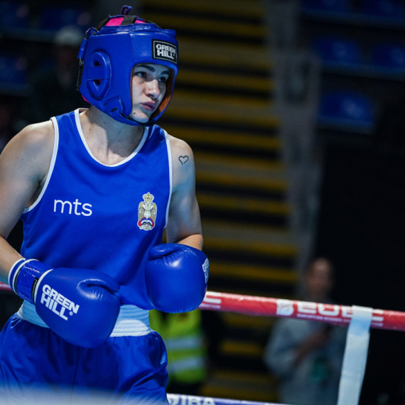 Boks heroine i aduti Srbije na SP u Nišu