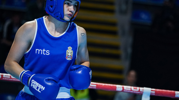 Boks heroine i aduti Srbije na SP u Nišu
