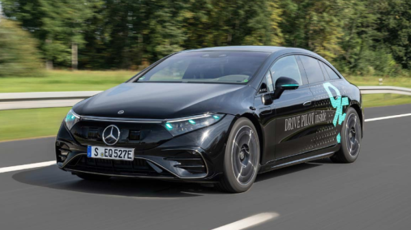 Od sledeće godine – Mercedesi se sami voze po Nemačkoj