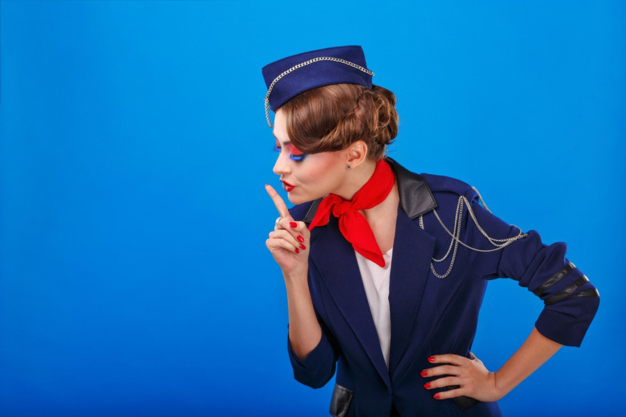 Stjuardese imaju tajni kôd za zgodne putnike: Evo šta znači