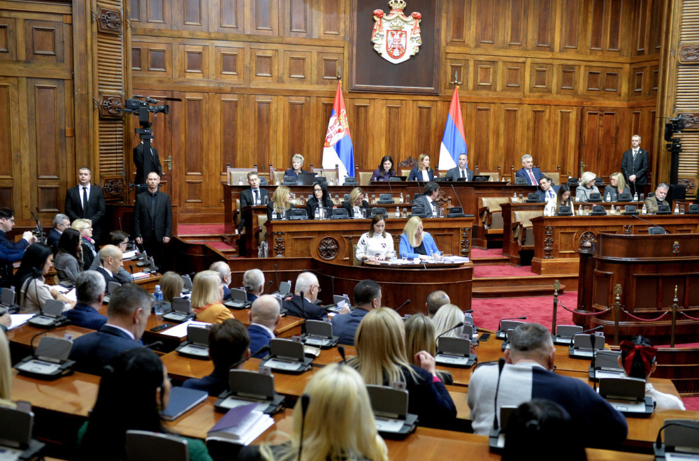 U Službenom glasniku objavljeni ukazi Vučića o zakonima koje je usvojio parlament