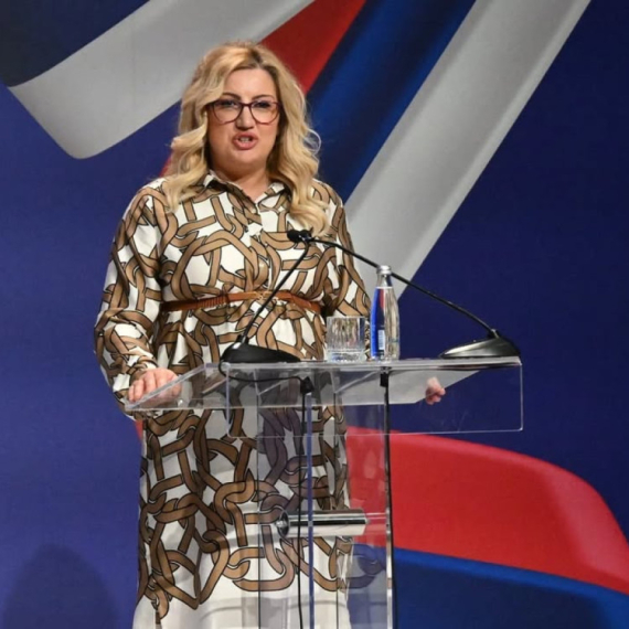 Napadnuta poslanica Sonja Ilić: Doživeli smo hulganski pir u Skupštini; Gavrilo je uspeo, pobedio je Gavrilo