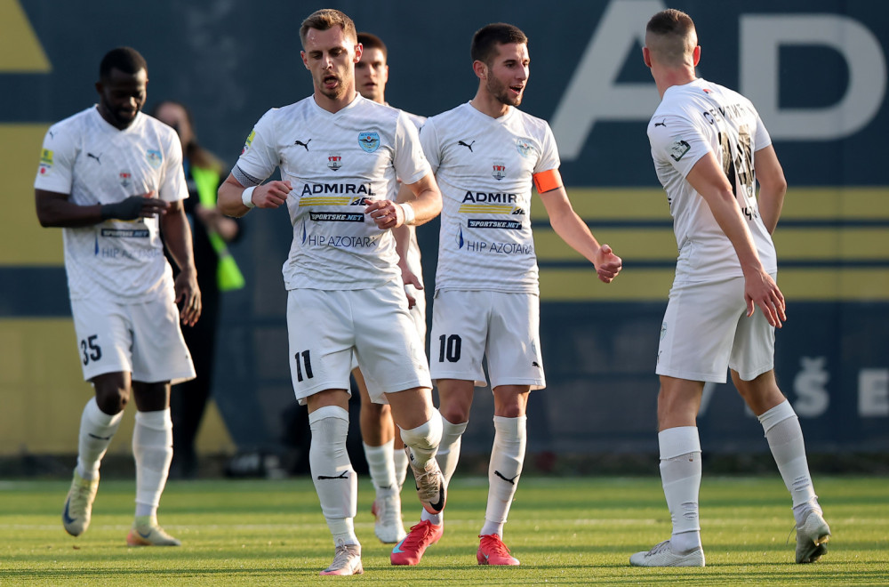 "Trojka" Pančevaca sa novim trenerom