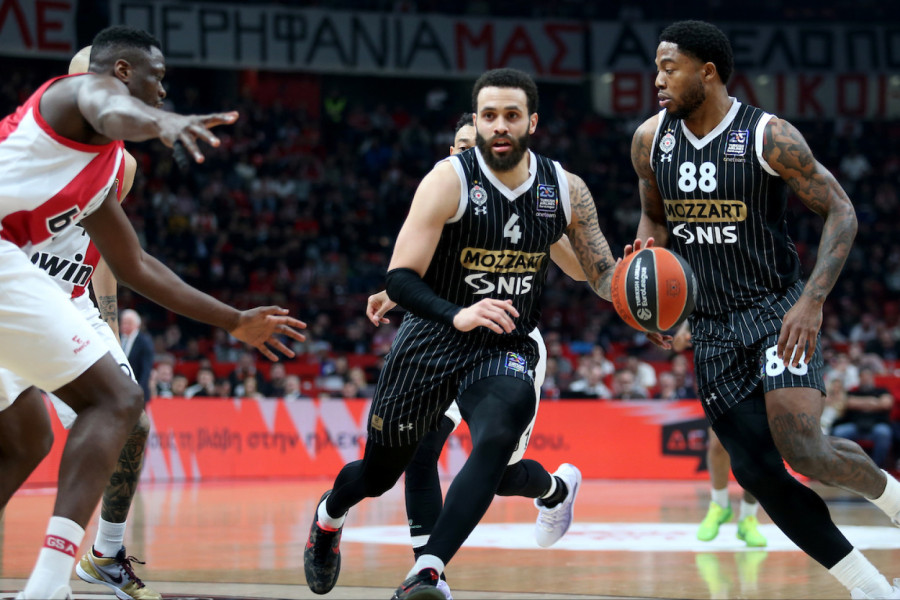 Crno-beli košmar: Olimpijakos na rođendan srušio Partizan