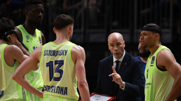 Barsa dodala gas u 4/4 i ostavila Albu u prašini