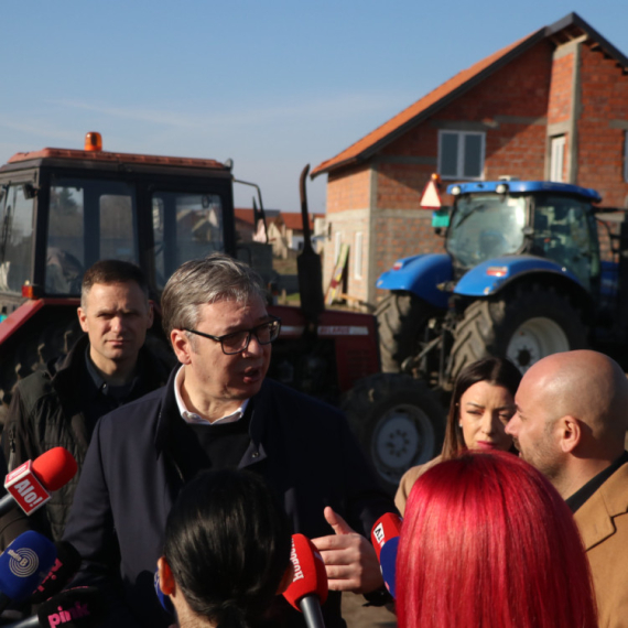 Vučić u Pančevu: "Moramo da napravimo program da stočari budu nagrađeni, subvencije da budu veće" FOTO