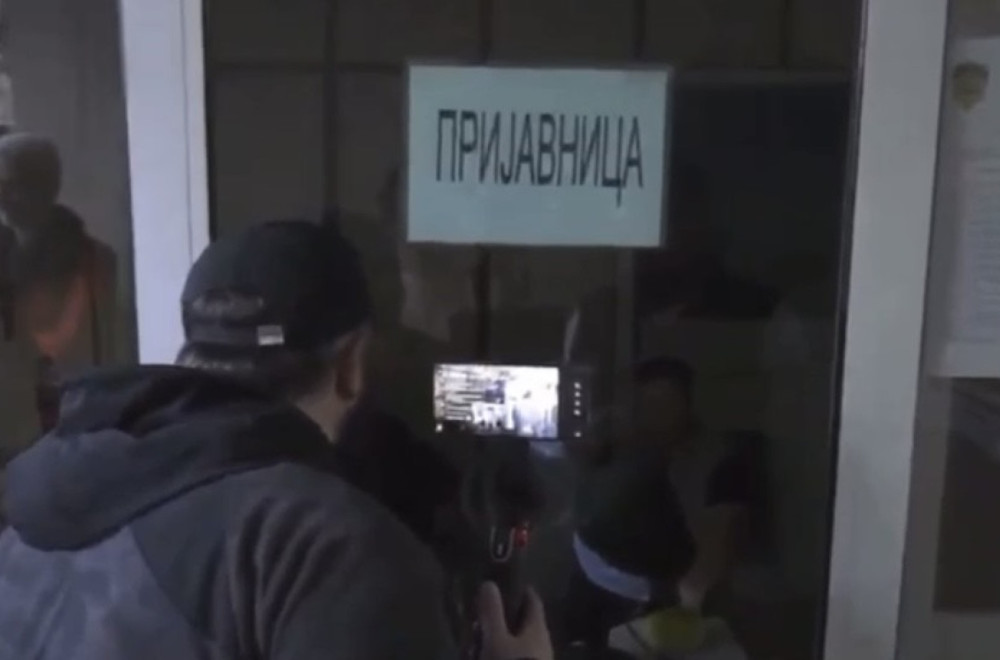 Šarovićev pristalica pretio policiji: Ovo je jasna potvrda da se 15. marta sprema prevrat VIDEO