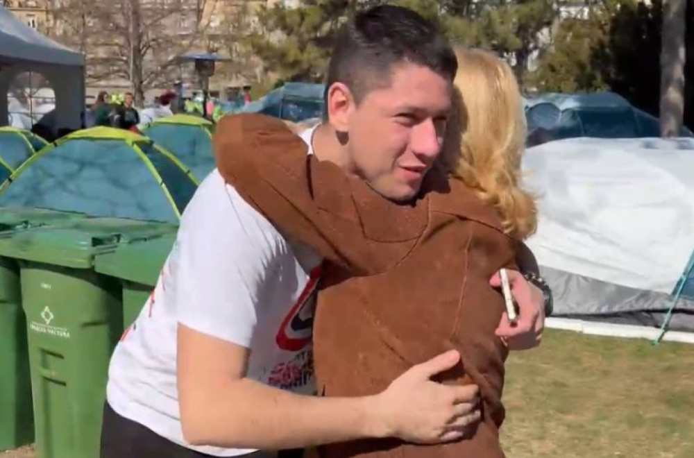 Profesorka Svetlana Vujović posetila studente koji žele da uče: Svaka vam čast FOTO