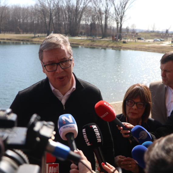 Vučić: Kovin ima veliki potencijal za razvoj turizma; Za dve meseca otvaranje zatvorenog bazena