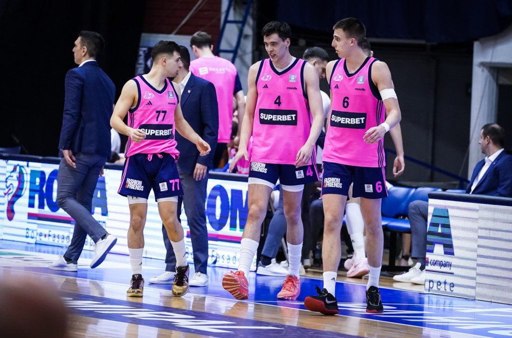 Mega razbila Budućnost – simultanka Bogoljuba Markovića