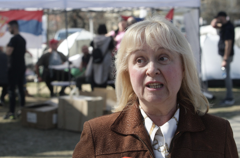 Profesorka Svetlana Vujović posetila studente koji žele da uče: Svaka vam čast FOTO