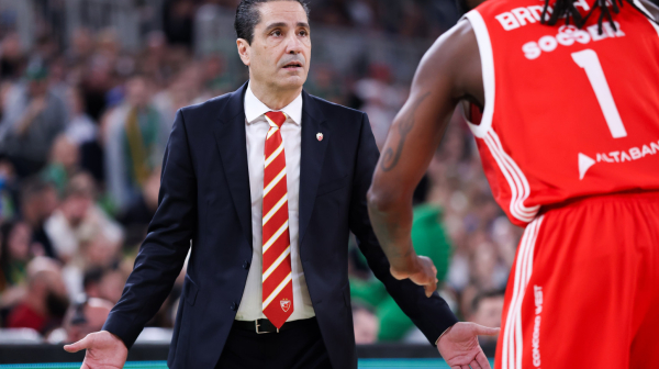 Zašto je Zvezda izgubila? Sferopulos otkrio, krenuo da izađe iz pres sale, pa se vratio zbog ovoga VIDEO