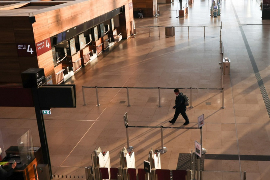 Otkazano više od 3.400 letova, oko 510.000 putnika ne može da putuje: Počeo štrajk u Nemačkoj FOTO