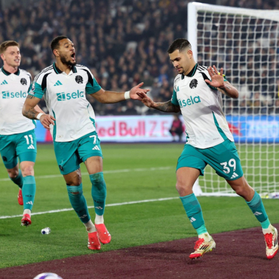 Bez iznenađenja – Njukasl srušio Vest Hem za korak bliže LŠ