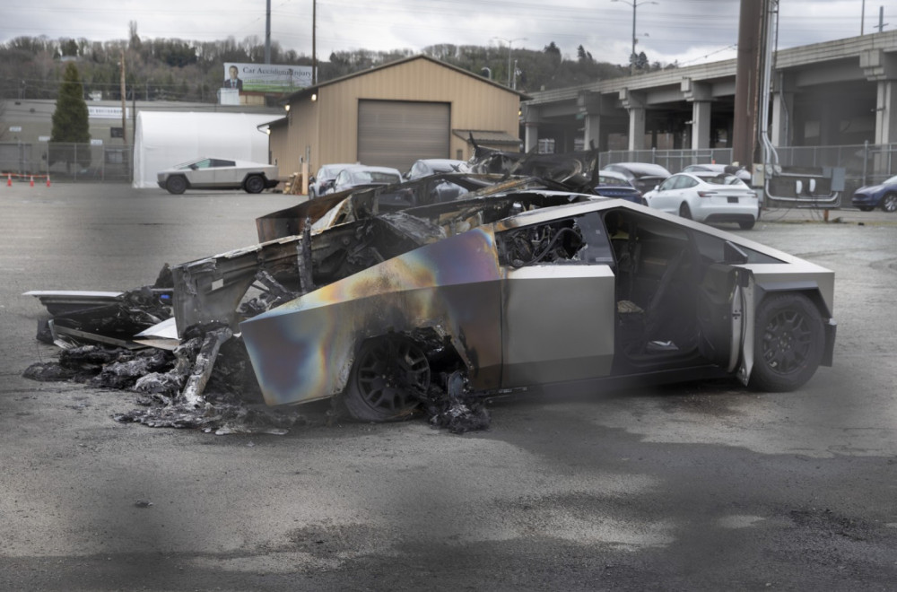 Totalno potonuće: Koliko je novca juče izgubio Mask?