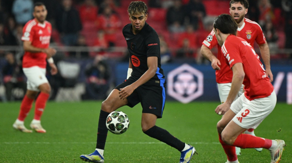 Barselona rutinski do četvrtfinala LŠ – magija Jamala, Rafinja MVP! VIDEO