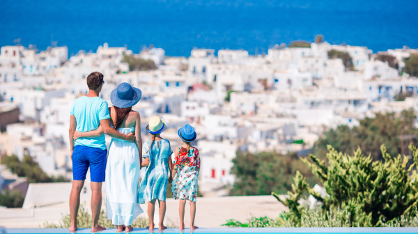Kada je pravo vreme da kupite avionske karte za letovanje? Stručnjaci otkrivaju kada je najpovoljnije
