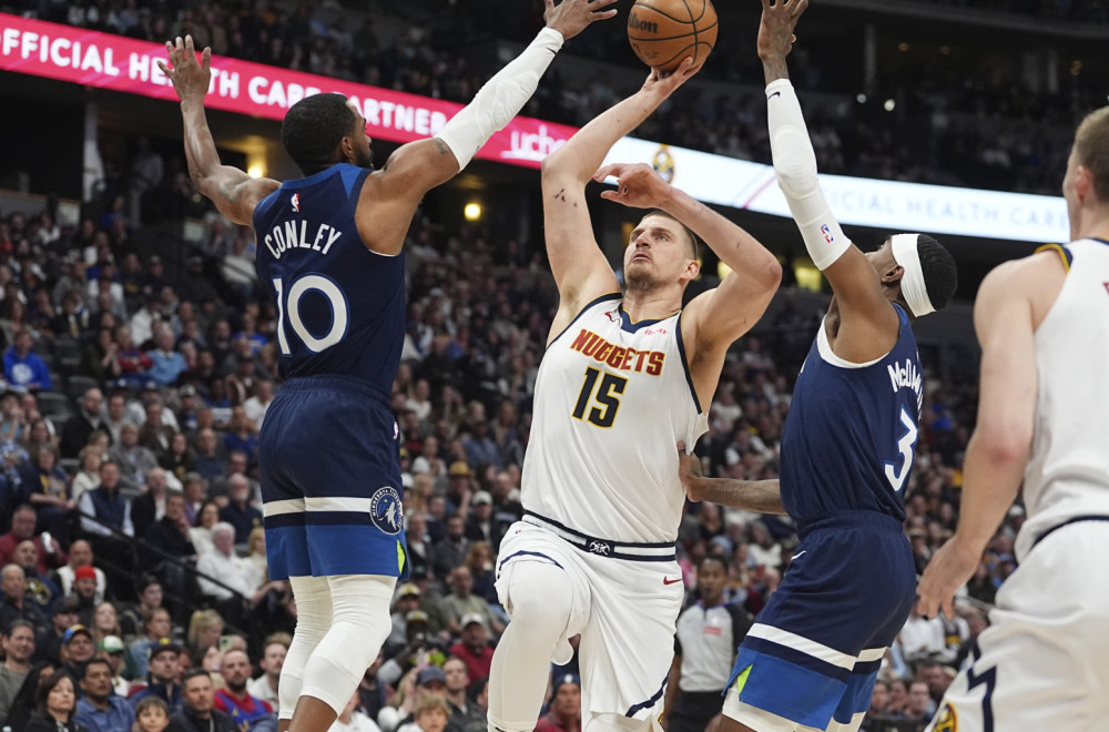 Bespomoćni Jokić u Brate majici: Ne znam šta da radimo VIDEO