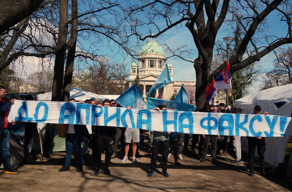 Vučić zamolio studente: Idite kući 15. marta, pa se sutradan vratite; Čuvajte sebe