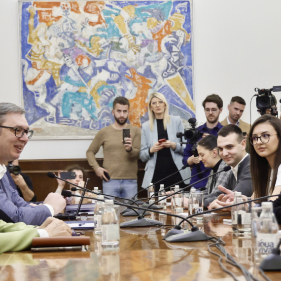 Vučić sa studentima: Ne možemo da ispunimo vaš zahtev da učite; Srbija se probudila, neće da trpi nasilje