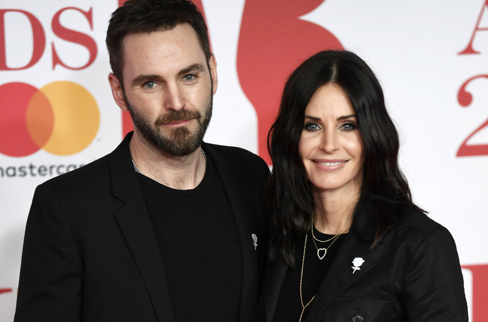 Drama u domu zvezde "Prijatelja" FOTO