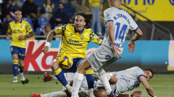 Las Palmas gubio 0:2 do 90' i uzeo bod