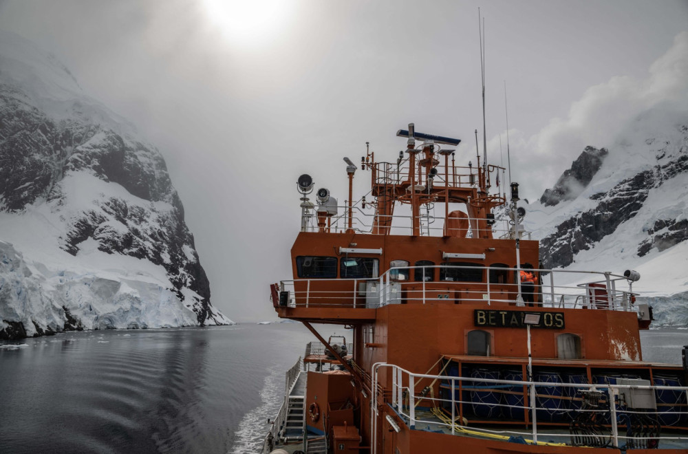 Rastući turizam i ljudska aktivnost ubrzavaju topljenje snega na Antarktiku