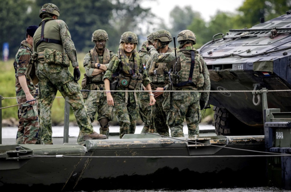 Povećavaju broj vojnika? "Napeto je"